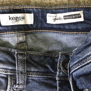 KENSIE effortless ankle biter jeans